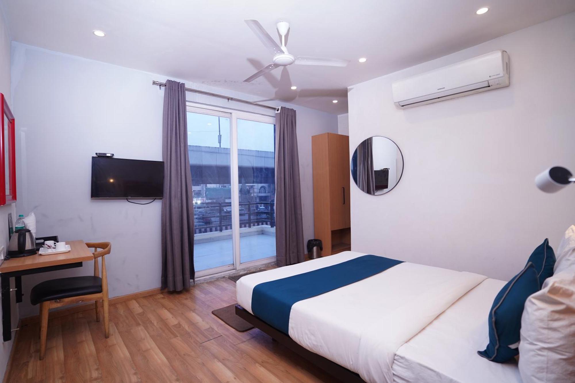 Hotel Mira Residency- Outer Ring Road, Paschim Vihar Delhi  Bagian luar foto