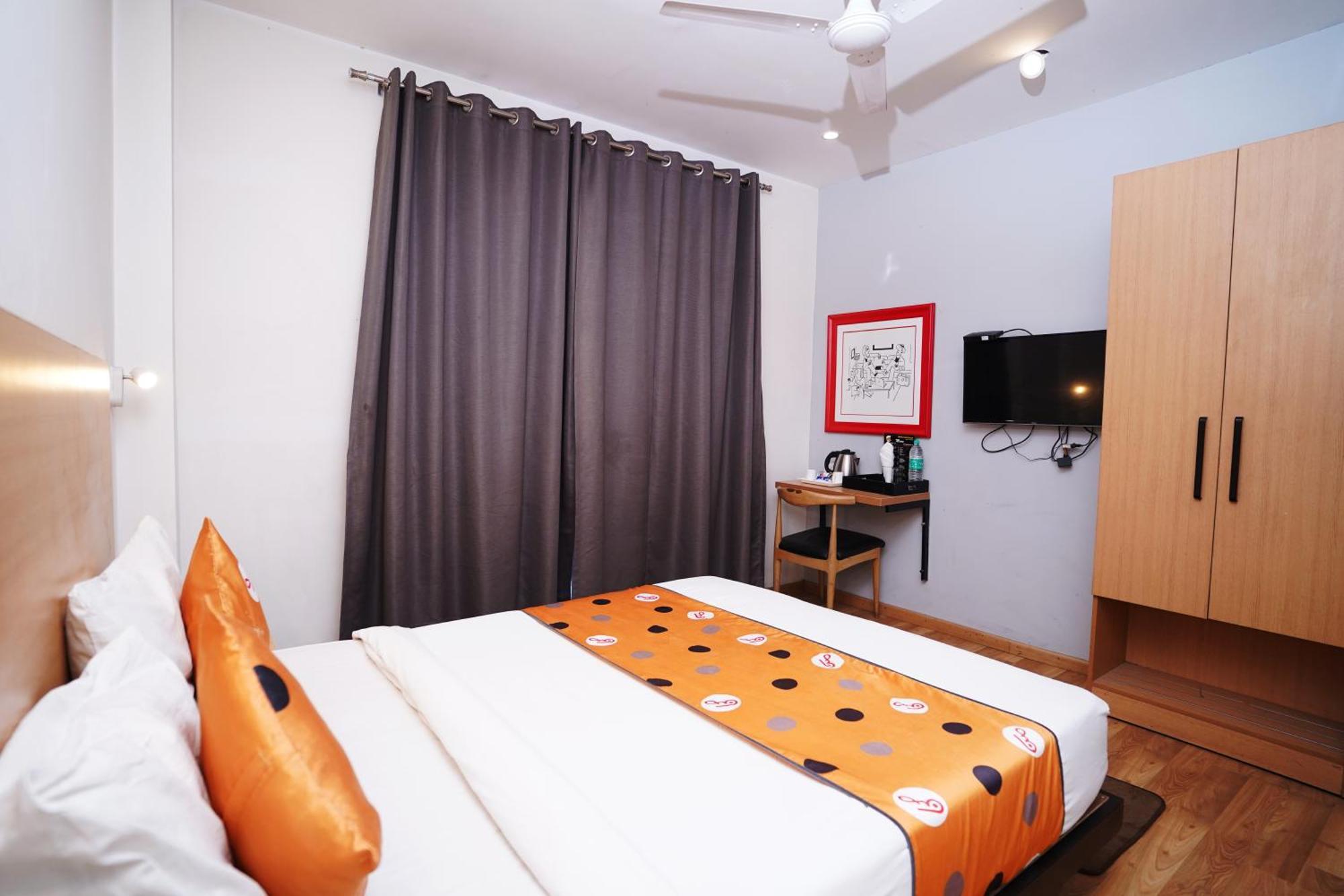 Hotel Mira Residency- Outer Ring Road, Paschim Vihar Delhi  Bagian luar foto